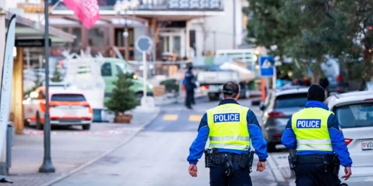 সুইজারল্যান্ডে মদের দোকানে বিস্ফোরণে নিহত ৪০