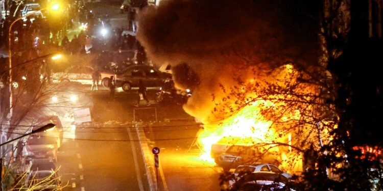 প্রথমবারের মতো স্বীকারোক্তি: ২ সপ্তাহে ২ হাজার লাশ দেখল ইরান