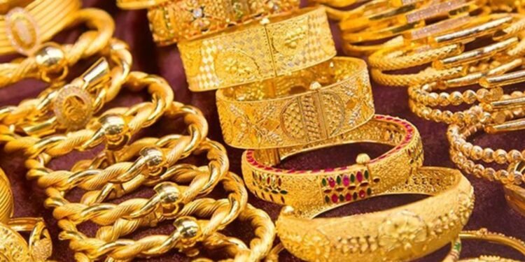 স্বর্ণের দামে ঐতিহাসিক রেকর্ড: ভরি ২ লাখ ৩৪ হাজার ছাড়াল