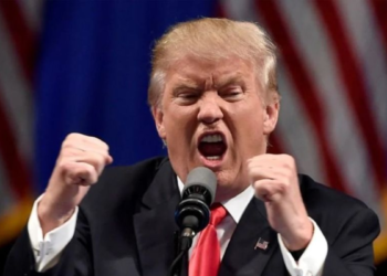 সুপ্রিম কোর্টের ওপর ক্ষুব্ধ ট্রাম্প