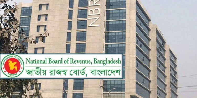 লঘুদণ্ড দিয়ে চাকরিতে ফেরানো হলো যুগ্ম কর কমিশনারকে