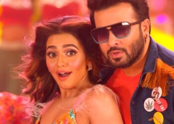 শাকিব খানের সঙ্গে সম্পর্ক নিয়ে সব জল্পনার অবসান ঘটালেন ফারিয়া