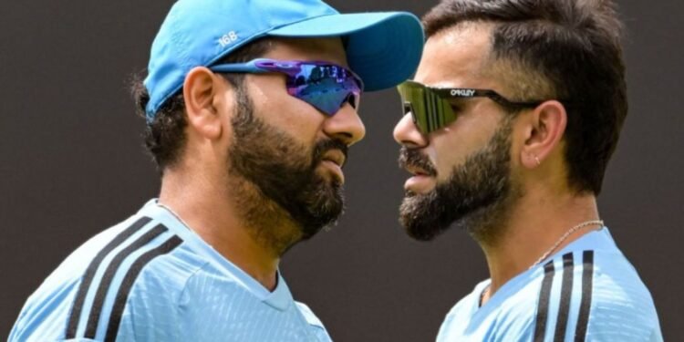 রোহিত-কোহলির বিশ্বকাপ খেলা নিয়ে ধোনির বার্তা