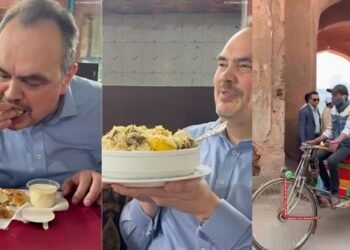 রিকশায় মার্কিন রাষ্ট্রদূত: সস্ত্রীক মজলেন পুরান ঢাকার বিরিয়ানি ও মসলা চায়ে