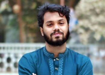 শহীদ হাদির পরিবার পেল নতুন ঠিকানা: দলিল তুলে দিলেন প্রধান উপদেষ্টা