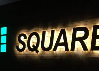 সারা দেশে সেলস অফিসার নিচ্ছে স্কয়ার টয়লেট্রিজ