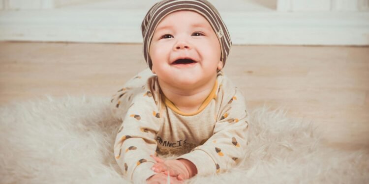 ঋতু বদলের সময় শিশুর যত্ন: মা-বাবাকে হতে হবে সতর্ক