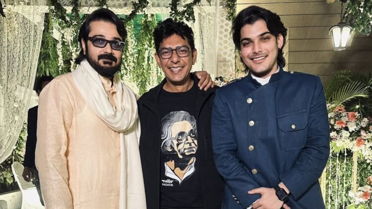 ‘ছেলেটা ঠিক ওর বাবার মতোই হয়েছে’: প্রসেনজিতের পুত্রকে নিয়ে চঞ্চলের মুগ্ধতা