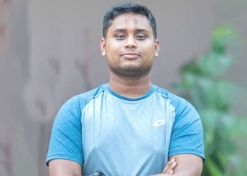 হাসনাত আব্দুল্লাহকে বেসরকারিভাবে বিজয়ী ঘোষণা