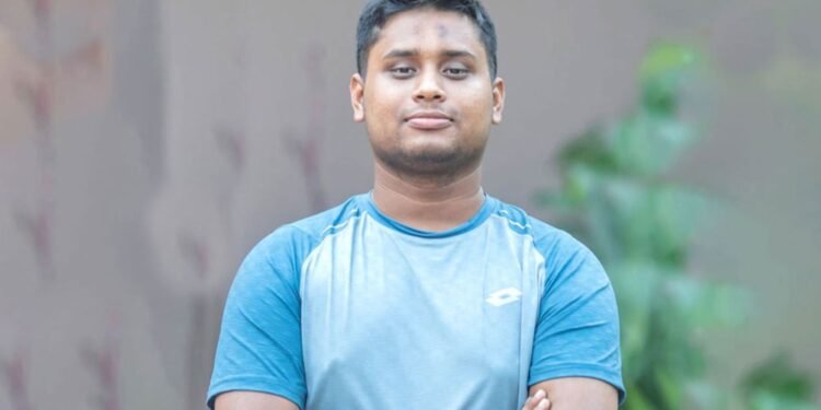 হাসনাত আব্দুল্লাহকে বেসরকারিভাবে বিজয়ী ঘোষণা