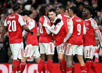 ১৭ মিনিটেই ৪ গোল: আর্সেনালের টর্নেডো!