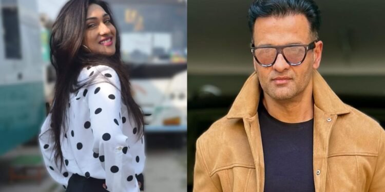 দীর্ঘ বিরতির পর এক ফ্রেমে ঋতুপর্ণা ও রোহিত রায়