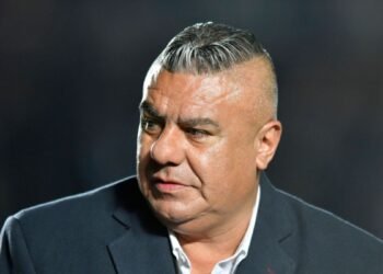 এএফএ সভাপতি ক্লদিও তাপিয়ার দেশত্যাগে নিষেধাজ্ঞা