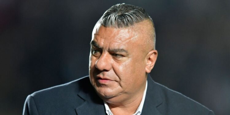 এএফএ সভাপতি ক্লদিও তাপিয়ার দেশত্যাগে নিষেধাজ্ঞা