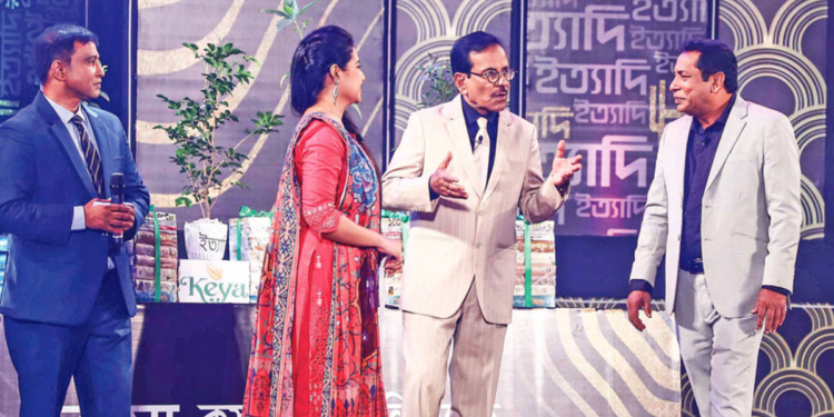 দর্শক থেকে অভিনেতা: মোশাররফ করিমের সঙ্গে মঞ্চ কাঁপালেন ৪ জন