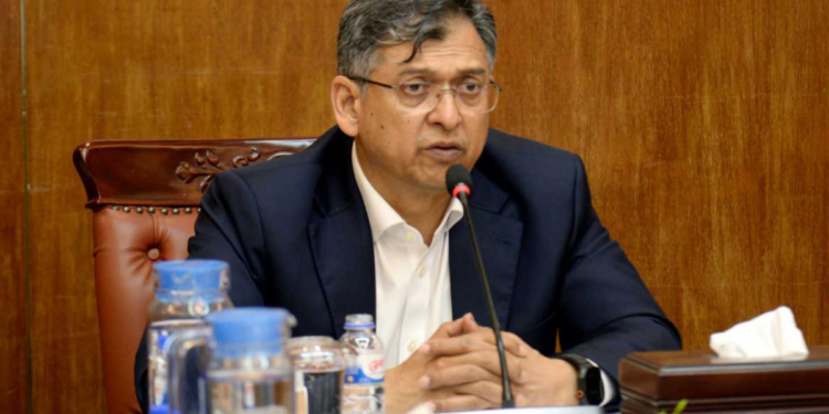 সব বাহিনীর প্রধানদের সঙ্গে স্বরাষ্ট্রমন্ত্রী সালাহউদ্দিন আহমদের বৈঠক