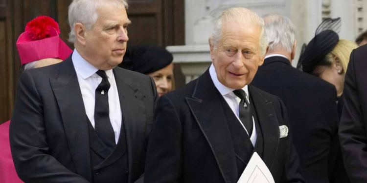 সরকারি গোপন তথ্য ফাঁসের অভিযোগে গ্রেপ্তার প্রিন্স অ্যান্ড্রু