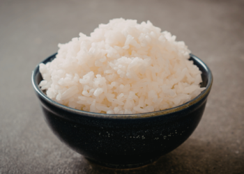 সাদা ভাত খেলে কি আসলেই ওজন বাড়ে?