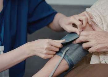 লো প্রেসার নিয়ে রোজা রাখবেন যেভাবে