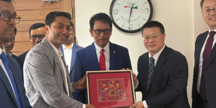 সচিবালয়ে চীনা রাষ্ট্রদূতের সঙ্গে শিক্ষামন্ত্রী ড. মিলনের গুরুত্বপূর্ণ দ্বিপাক্ষিক বৈঠক