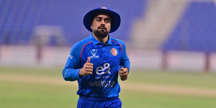 নারী ক্রিকেটারদের স্বপ্ন বাঁচিয়ে রাখছেন রশিদ খান