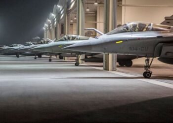 আমিরাতে নিজেদের সামরিক ঘাঁটিতে রাফাল যুদ্ধবিমান পাঠাচ্ছে ফ্রান্স