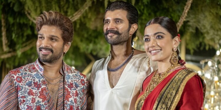 হায়দেরাবাদ বিজয়-রাশমিকার রাজকীয় রিসেপশনে বসল তারার মেলা