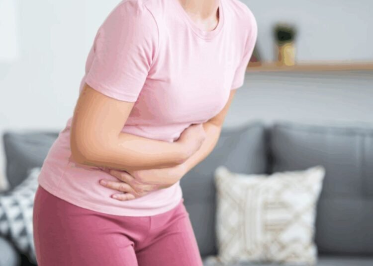 লজ্জা নয়, মাসিকের তীব্র ব্যথায় প্রয়োজন বিশেষজ্ঞের পরামর্শ