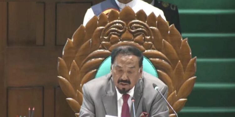 মাঠের তারকা ফুটবলার থেকে জাতীয় সংসদের স্পিকার মেজর (অব.) হাফিজ