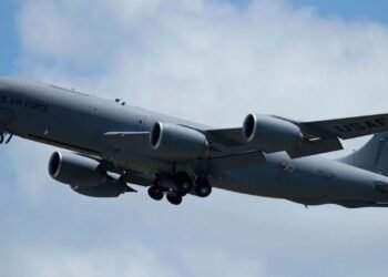 ইরাকে মাঝ আকাশে সংঘর্ষে মার্কিন সামরিক বিমান বিধ্বস্ত, নিহত ৬ ক্রু