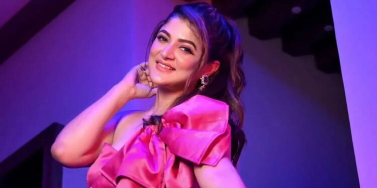 এআইয়ের অপব্যবহার ও ট্রলিংয়ের শিকার শ্রাবন্তী