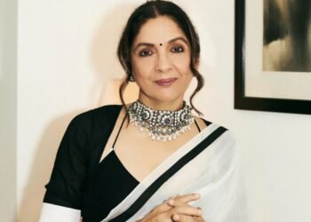 ৬৬ বছর বয়সে অন্তঃসত্ত্বা হওয়ার গুঞ্জন, মুখ খুললেন নীনা গুপ্তা