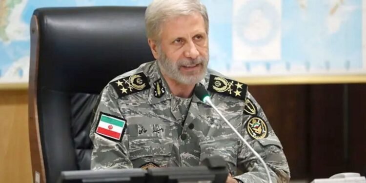 তেহরানে ইসরায়েলি বিমান হামলায় নিহত খামেনির 'ডানহাত' আলী লারিজানি