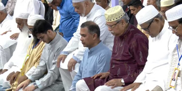 রাষ্ট্রপতি ও প্রধানমন্ত্রীর অংশগ্রহণে ঈদুল ফিতরের প্রধান জামাত অনুষ্ঠিত