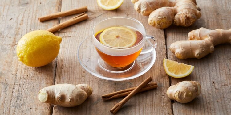 রাতে প্রশান্তির ঘুম নিশ্চিত করতে জাদুকরী ভূমিকা রাখতে পারে আদা চা