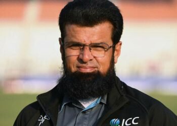 ব্যর্থতার দায়ে পদত্যাগ আলিম দারের