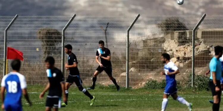 ফিফার নিষ্ক্রিয়তায় ন্যায়বিচার চেয়ে আন্তর্জাতিক ক্রীড়া আদালতে আপিল করলো ফিলিস্তিন