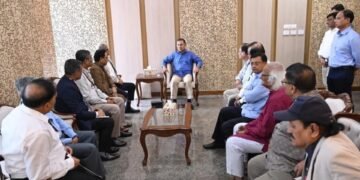 টানা ১৬ ঘণ্টা অফিস করলেন প্রধানমন্ত্রী তারেক রহমান