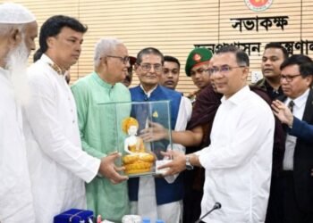 পবিত্র বৌদ্ধ পূর্ণিমা উপলক্ষে প্রধানমন্ত্রী তারেক রহমানের সঙ্গে বৌদ্ধ নেতাদের শুভেচ্ছা বিনিময়