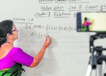 শিক্ষাপ্রতিষ্ঠানে ৩ দিন অনলাইন ও ৩ দিন অফলাইন ক্লাসের প্রস্তাব