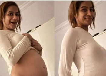 বেবি বাম্পের ছবি শেয়ার পুনম পাণ্ডের, গুঞ্জন উঠেছে 'এপ্রিল ফুল' প্র্যাঙ্ক নিয়ে