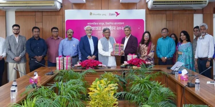 বিশ্বসাহিত্য কেন্দ্রের বইপড়া কর্মসূচিতে ৪ লাখের বেশি বই দিল বিকাশ