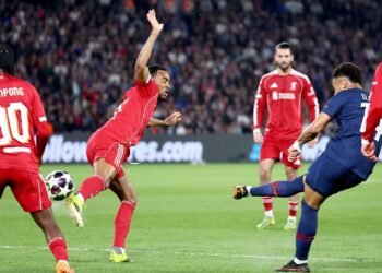 এসজির মাঠে ২-০ গোলে বিধ্বস্ত লিভারপুল