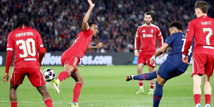 এসজির মাঠে ২-০ গোলে বিধ্বস্ত লিভারপুল