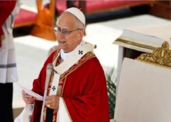 ঈশ্বর যুদ্ধবাজদের প্রার্থনা শোনেন না— পোপ