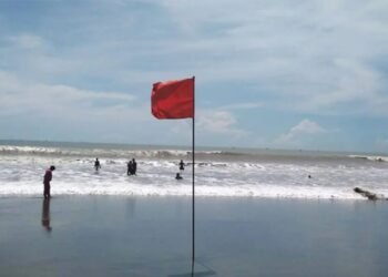 দেশের তিন অঞ্চলে ঝোড়ো হাওয়া ও বজ্রবৃষ্টির আভাস