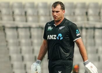 বাংলাদেশে খেলার অভিজ্ঞতার ফায়দা লুটেছেন ফক্সক্রফট