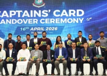 ‘ক্যাপ্টেনস কার্ড’ নিয়ে তীব্র ক্ষোভ প্রকাশ করলেন সাবেক পেসার তাপস বৈশ্য