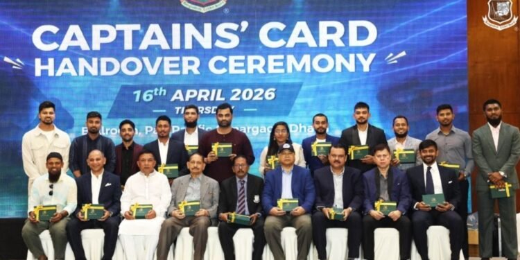 ‘ক্যাপ্টেনস কার্ড’ নিয়ে তীব্র ক্ষোভ প্রকাশ করলেন সাবেক পেসার তাপস বৈশ্য