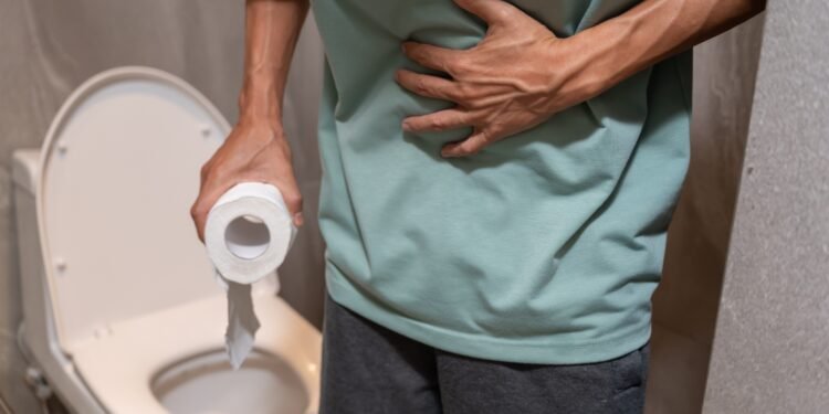 দীর্ঘস্থায়ী কোষ্ঠকাঠিন্য কেন হয়?